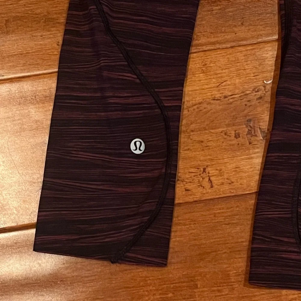 Lululemon Run The Day Crop Size 2 - Picture 11 of 12